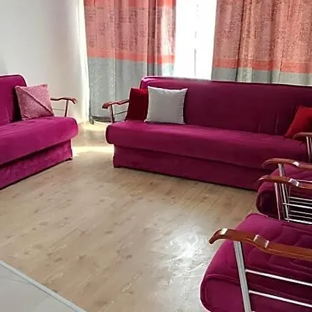 Old Town Grand Hotel 3*